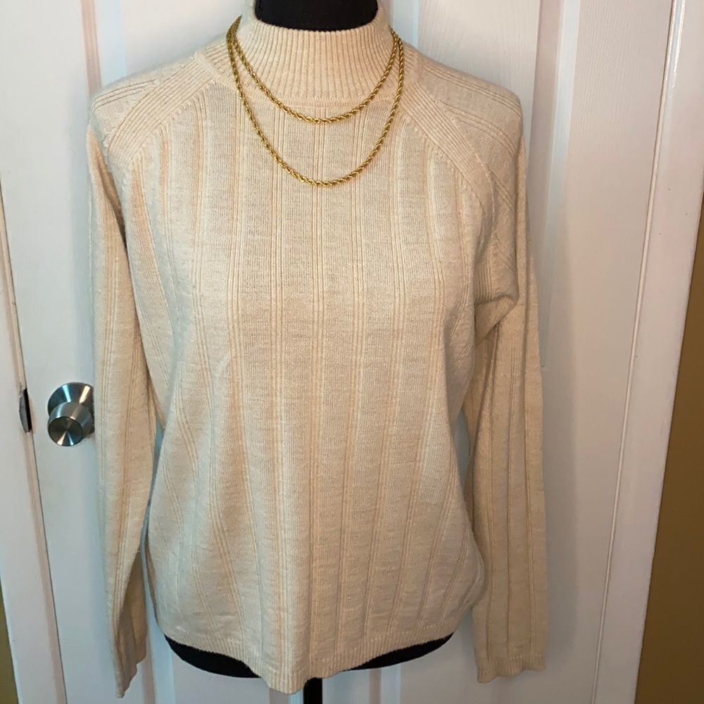 JENNIFER MOORE Sweater 